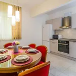 Semesterbostad 4 Bedroom Stunning In Kučiće