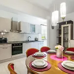 4 Bedroom Stunning In Kučiće
