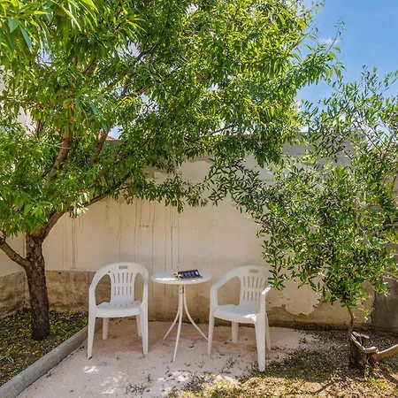 4 Bedroom Cozy In Holiday home Kucice